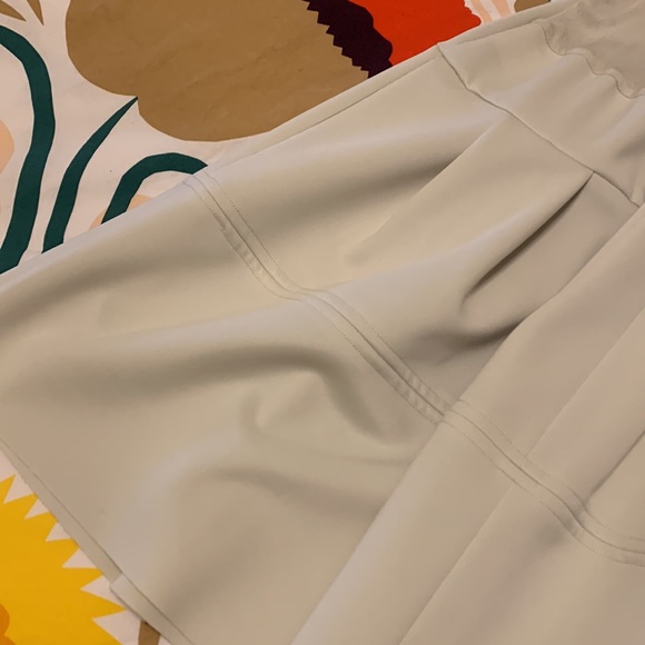 NWT Siste’s Ivory Dress - Picture 4 of 8